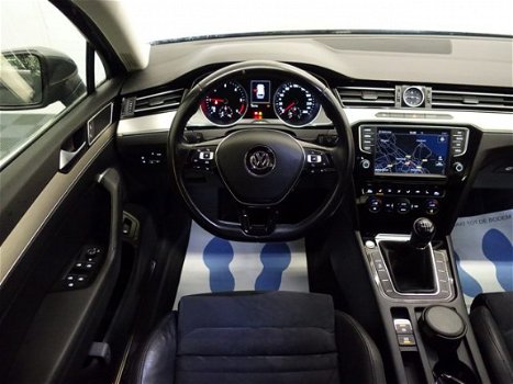 Volkswagen Passat Variant - 1.6 TDI Highline Navi, Camera, Xenon, Hleer, Ergocomf Seats - 1