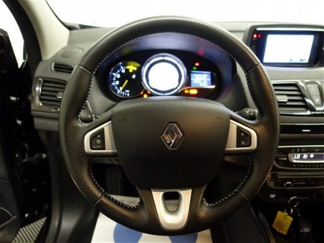 Renault Mégane Estate - 1.5 dCi BOSE Edition Navi, Xenon, Camera, Hleer, LMV - 1