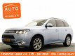 Mitsubishi Outlander - 2.0 PHEV Instyle Plus 4WD Aut, Schuifdak, Leer, Navi, camera, Full - 1 - Thumbnail