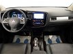 Mitsubishi Outlander - 2.0 PHEV Instyle Plus 4WD Aut, Schuifdak, Leer, Navi, camera, Full - 1 - Thumbnail