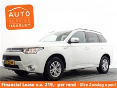 Mitsubishi Outlander - 2.0 PHEV INSTYLE + 4WD Aut, Navi, Camera, Hleer, ECC, LMV