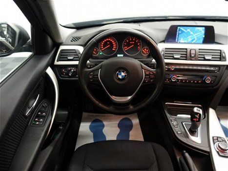 BMW 3-serie - Sedan 316i High Executive Aut8, Navi, ECC, LMV, Xenon - 1