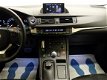 Lexus CT 200h - Hybride Automaat, Alcantara, Navi, ECC, Xenon, LMV, 85 dkm - 1 - Thumbnail