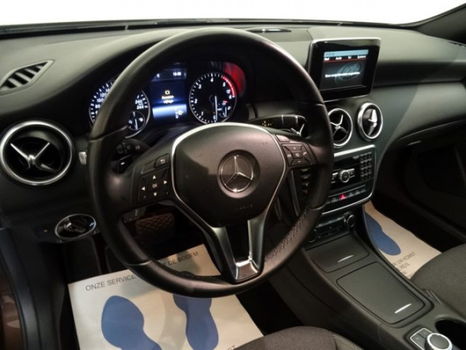 Mercedes-Benz A-klasse - 180 CDI URBAN AMG STYLE AUTOMAAT, Navi, Hleer, ECC, LMV - 1