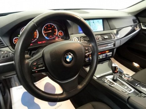 BMW 5-serie Touring - 520D Executive 184pk Aut8, Navi Pro, Xenon, ECC, LMV - 1
