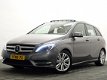 Mercedes-Benz B-klasse - 180 Prestige AMG- Edition Panodak, Leer, Navi, Xenon - 1 - Thumbnail