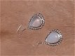 Handgemaakte zwaar verzilverde Opaliet oorbellen 16 - 1 - Thumbnail