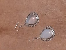 Handgemaakte zwaar verzilverde Opaliet oorbellen 16