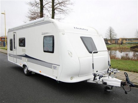 Hobby 560 KMFe De Luxe - 1