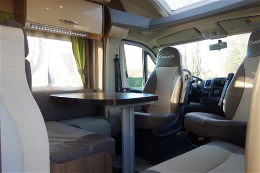 Chausson Welcome 718 EB Queensbed Garage Hefbed 2014 Nieuwstaat - 8