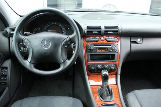 Mercedes-Benz C-klasse - 200 CDI Classic 96.000Km - 1