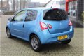 Renault Twingo - 1.2 16V Collection / AIRCO / CRUISE CTR. / ELEK. RAMEN / RADIO-CD - 1 - Thumbnail