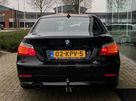 BMW 5-serie - 520i Business Line Edition I Leder Xenon Navigatie Trekhaak - 1