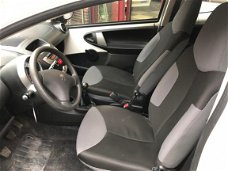 Peugeot 107 - 1.0 Access Accent