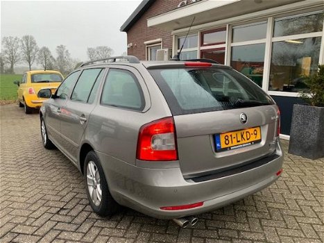 Skoda Octavia Combi - 1.2 TSI Ambition Business Line Automaat, Clima, PDC - 1