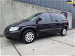 Chrysler Voyager - 3.3i V6 LX Automaat, leder, NAV, airco - 1 - Thumbnail