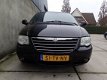 Chrysler Voyager - 3.3i V6 LX Automaat, leder, NAV, airco - 1 - Thumbnail