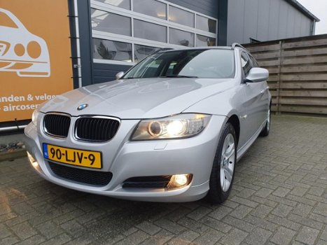 BMW 3-serie Touring - 318i Business Line met Climate & Cruise control, PDC achter, Navigatie, Afn. T - 1