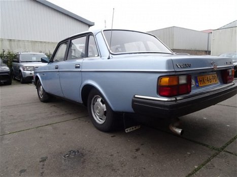 Volvo 244 - 2.3 GL - 1