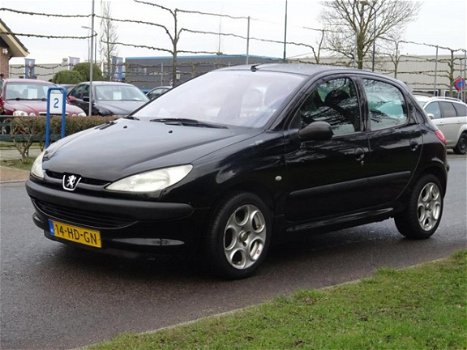 Peugeot 206 - XR 1.4 - 1