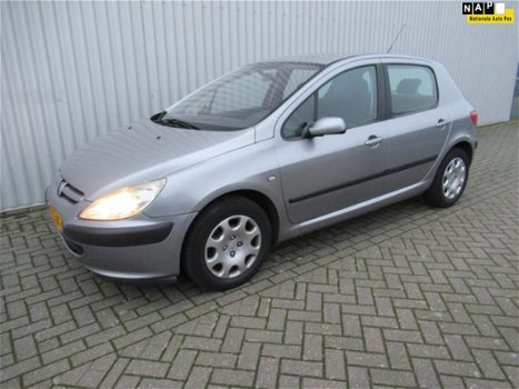 Peugeot 307 - 1.6-16V XT - 1