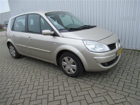 Renault Scénic - 1.6-16V Business Line - 1