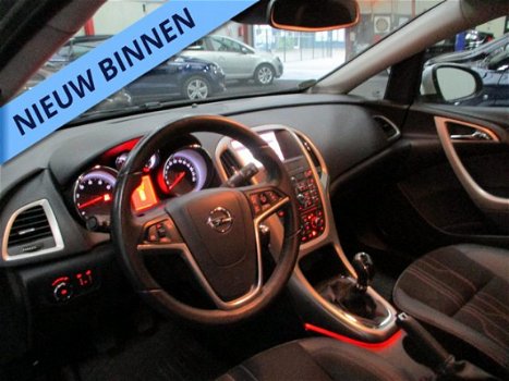 Opel Astra - 1.4 Turbo Business + nieuwstaat - 1