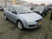 Ford Focus - 1.6-16V Trend Focus 1.6-16V Trend 3 DRS / AIRCO ZEER LEUKE KM'S - 1 - Thumbnail