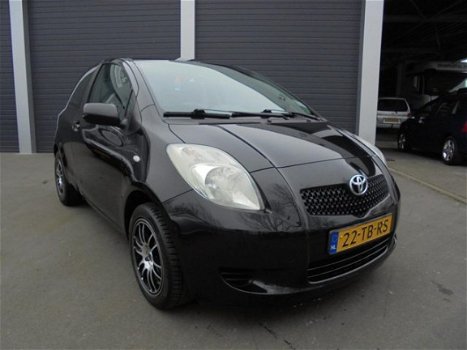 Toyota Yaris - 1.3 VVTi Sol - 1