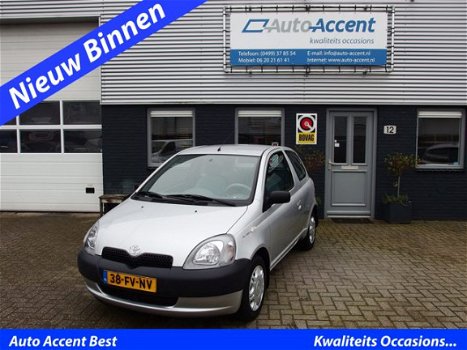 Toyota Yaris - 1.0-16V VVT-i Terra Airco/Trekhaak afneembaar - 1