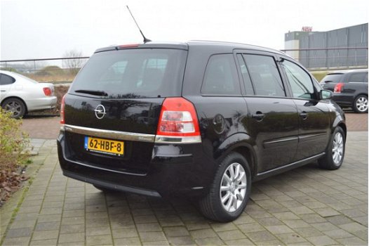 Opel Zafira - 2.2 Temptation - 1