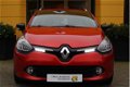 Renault Clio Estate - TCe 120 Expression - 1 - Thumbnail