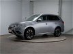 Mitsubishi Outlander - 2.0 PHEV Executive Edition | EX BTW | NAVI | LEER | LMV | CLIMA | CRUISE | - 1 - Thumbnail