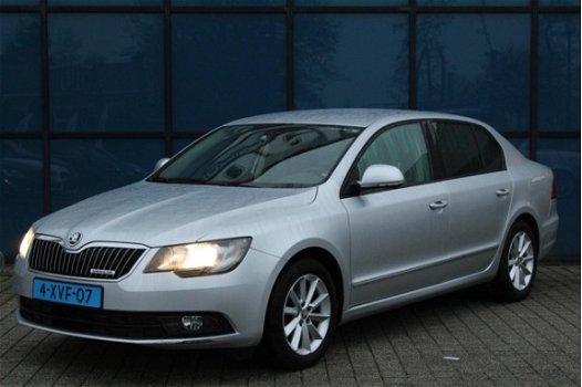 Skoda Superb - 1.6 TDI Active Business | NAVI | CLIMA | LMV | CRUISE | - 1