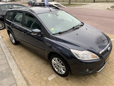 Ford Focus Wagon - 1.6 Ghia - 1