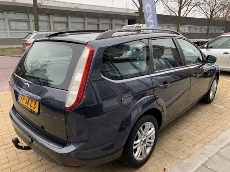 Ford Focus Wagon - 1.6 Ghia - 1