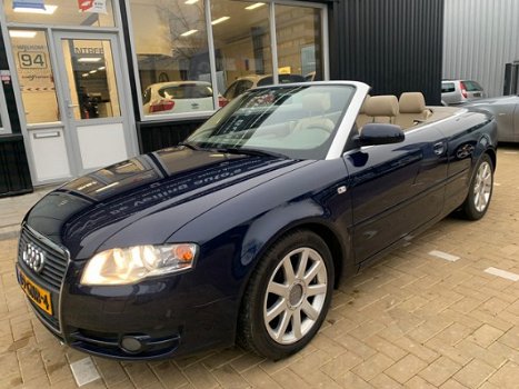 Audi A4 Cabriolet - 2.0 TDI Advance - 1