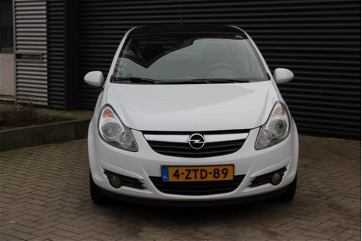 Opel Corsa - 1.2-16V Cosmo PANORAMA_AUTOMAAT_LMV - 1