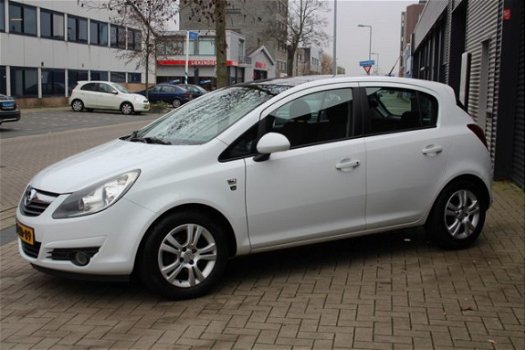 Opel Corsa - 1.2-16V Cosmo PANORAMA_AUTOMAAT_LMV - 1