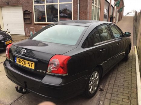 Toyota Avensis - 1.8 VVTi Luna Business - 1