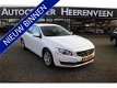 Volvo V60 - 2.0 D4 50 procent deal 6.875, - ACTIE Trekhaak / PDC / Navi / Clima / Bluetooth / Wi-Fi - 1 - Thumbnail