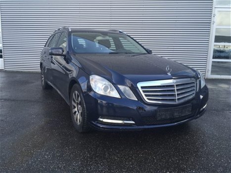 Mercedes-Benz E-klasse Estate - 200 CDI 136 pk Aut. Climate/Cruise/Leather - 1