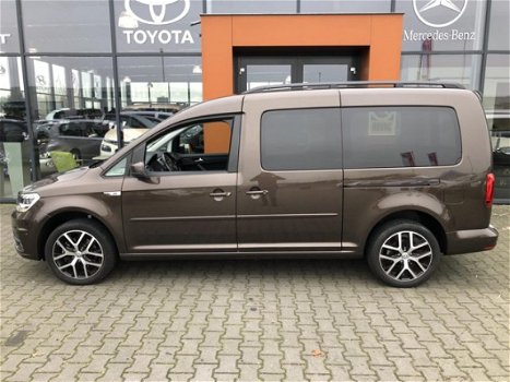 Volkswagen Caddy Maxi - 1.4 TSI Comfortline 5p Navigatie / Trekhaak / 17