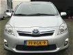 Toyota Auris - 1.8 Full Hybrid Executive Bj:2011 Keyless Go Park Sensor Navi Leder Climate Control N - 1 - Thumbnail