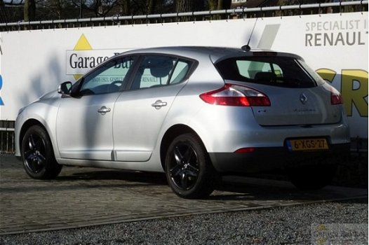 Renault Mégane - Megane Hatchback TCe 115 Expression - 1