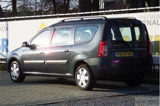 Dacia Logan MCV - 1.6 16v Laureate - 1