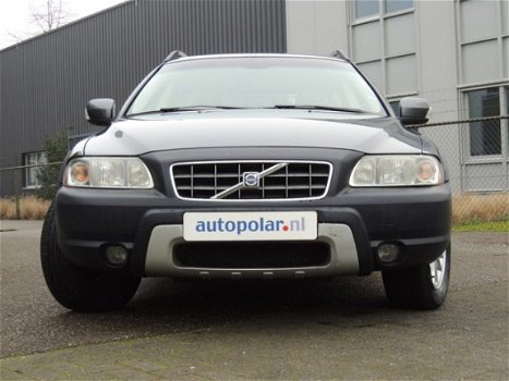 Volvo XC70 - D5 185pk Aut. Momentum/7-pers/Leder/Navi/Trekhaak - 1