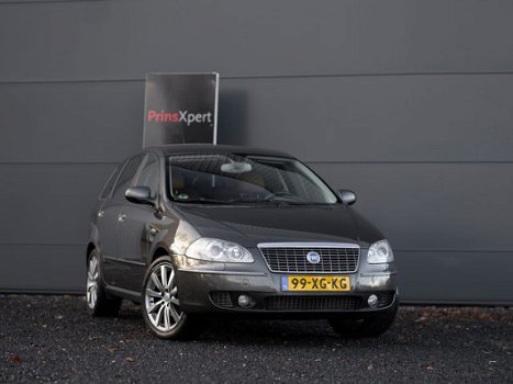 Fiat Croma - 2.2-16V Emotion Prestige | Leer | Xenon | 18 inch + winterset - 1