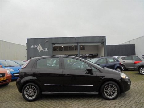 Fiat Punto Evo - 1.3 M-Jet Dynamic Airco. Cruise. Elek. Pakket. 5-Deurs - 1