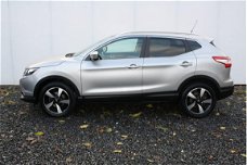 Nissan Qashqai - 1.2 N-Connecta | Airco | Navigatie | Panoramadak | Parkeerhulp + Camera achter | Tr